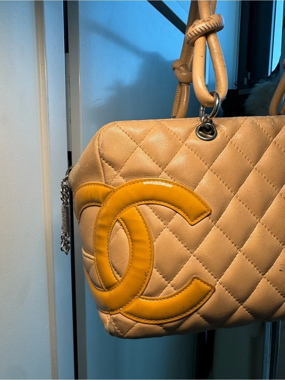 CHANEL Quilted Shoulder Bag in Camel Tan Leather